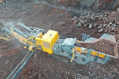 Anaconda I14R impact crusher on a job site, Anaconda photo 1
